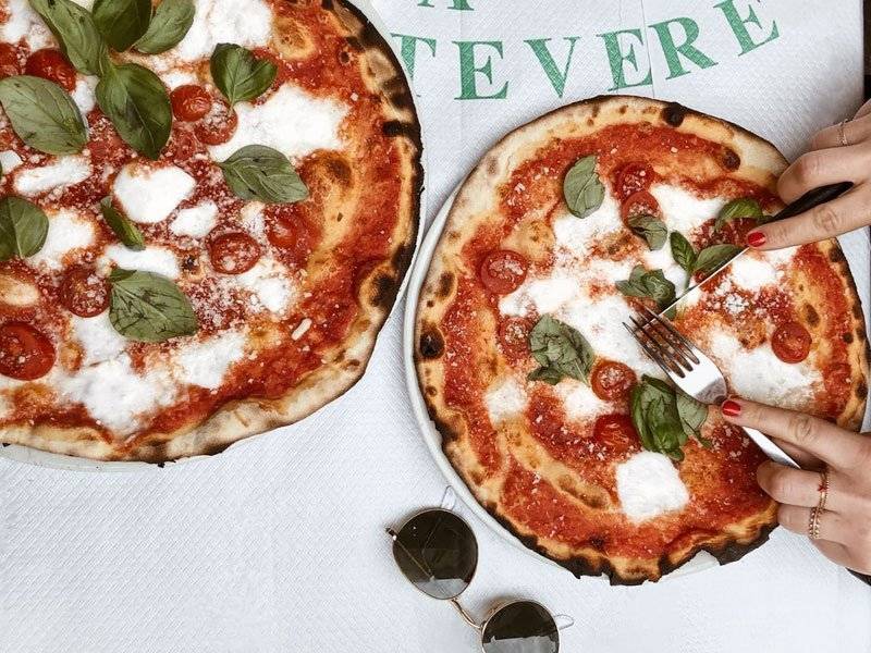 a verdadeira pizza napolitana - viagem gastronômica - autêntica pizza italiana