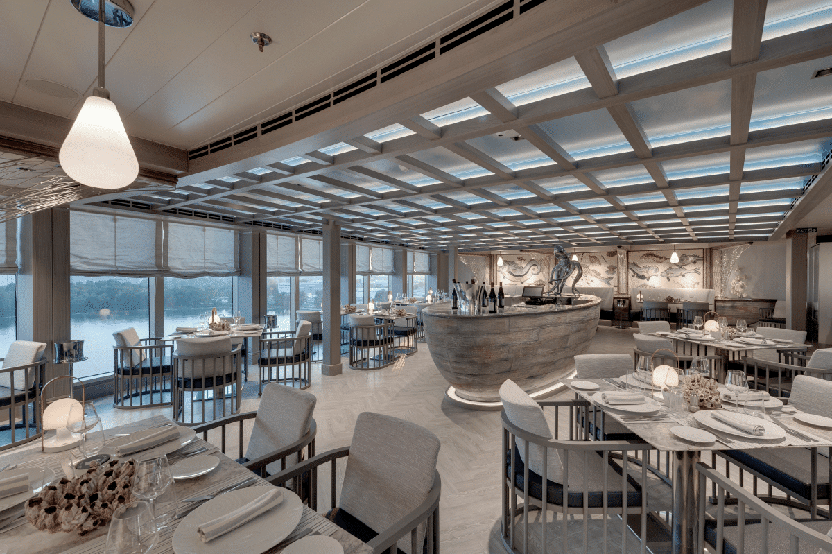 MSCSeaview-Bar