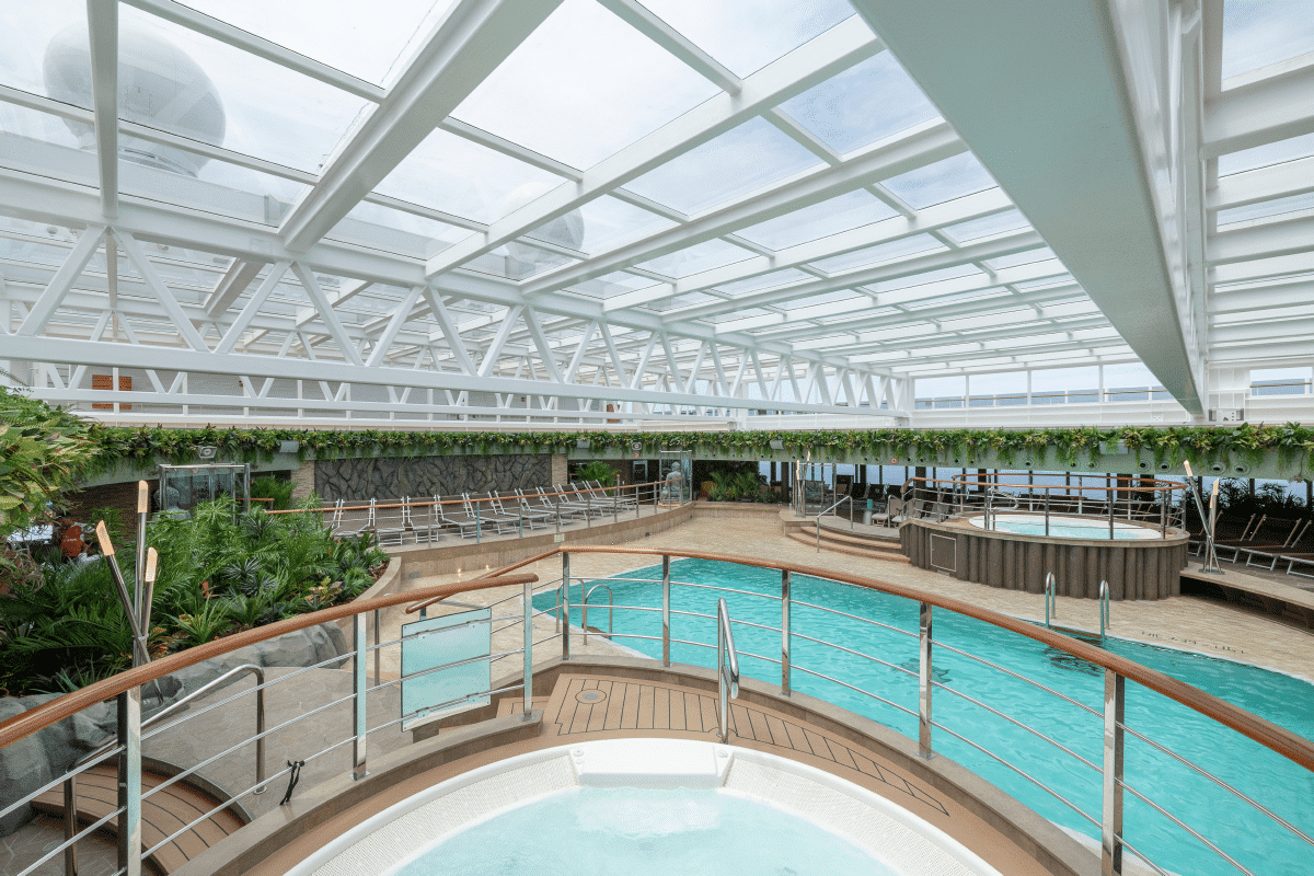 MSCSeaview-piscina3